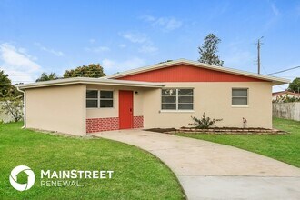 2231 Lotus Rd in Ft. Myers, FL - Building Photo - Building Photo