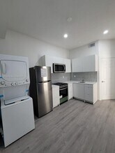 734 SW 4th St in Miami, FL - Building Photo - Building Photo
