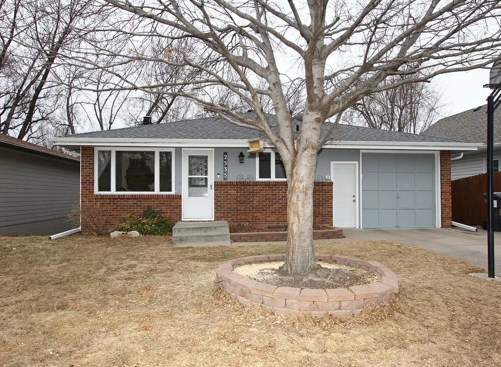 2535 NW 9th St in Lincoln, NE - Building Photo