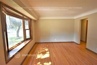 1345 9th Ave S in South St. Paul, MN - Building Photo - Building Photo