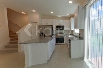 34188 Cinder Wy in Wesley Chapel, FL - Building Photo - Building Photo