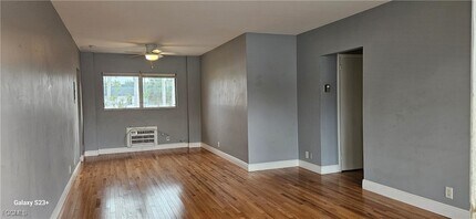 2544 First St, Unit 202 in Ft. Myers, FL - Building Photo - Building Photo