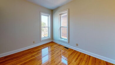 1363 Indianola Ave in Columbus, OH - Building Photo - Building Photo