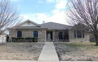 3813 Tiger Dr