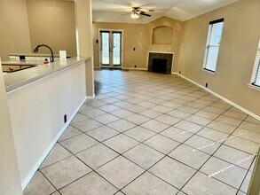 19334 Wading River Dr in Tomball, TX - Building Photo - Building Photo