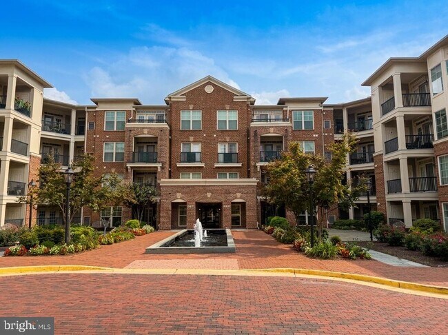 property at 2905 Saintsbury Plaza