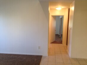 10272 Black Mountain Rd, Unit 160 in San Diego, CA - Building Photo - Building Photo