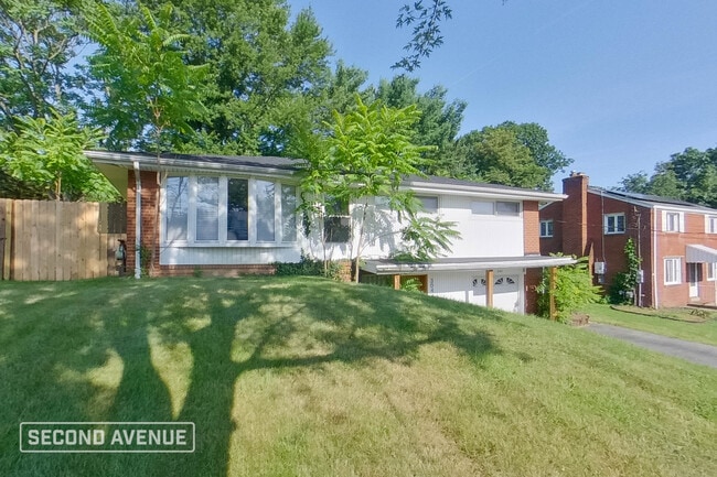 property at 304 Garden City Dr