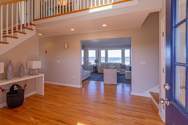 2326 Ocean Blvd in Rye, NH - Building Photo - Building Photo