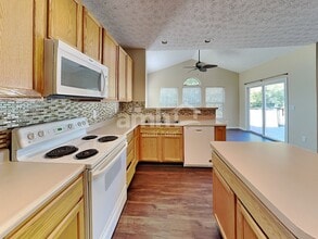 6031 Delfair Ln in Milford, OH - Building Photo - Building Photo