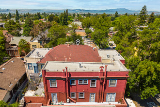 1902 Virginia St in Berkeley, CA - Building Photo - Building Photo