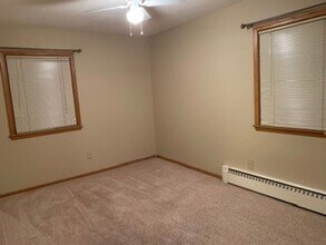 4201 3rd St NE in Minneapolis, MN - Building Photo - Building Photo