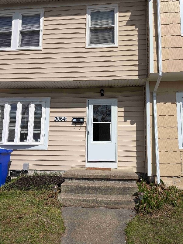 property at 3064 Comte Ct