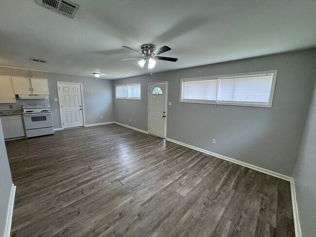 4604 Donnie Ave in Bossier City, LA - Building Photo - Building Photo
