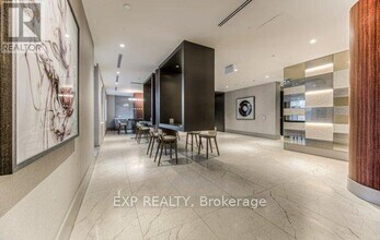 55 Duke St W in Kitchener, ON - Building Photo - Building Photo