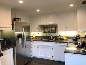 2940 W Carson St, Unit 235 in Torrance, CA - Building Photo - Building Photo