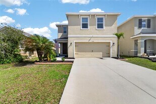 11176 Leland Groves Dr in Riverview, FL - Building Photo