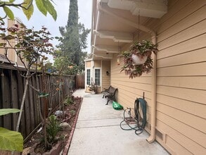 528 Folsom Cir in Milpitas, CA - Building Photo - Building Photo