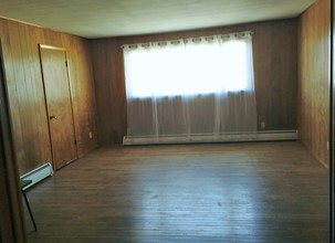 284 Campbell Ave, Unit 284 Campbell Ave in Homer City, PA - Building Photo - Building Photo