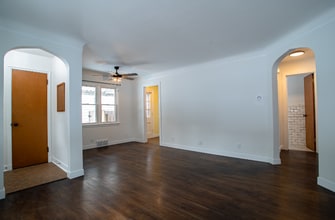 4814 Erskine St in Omaha, NE - Building Photo - Building Photo