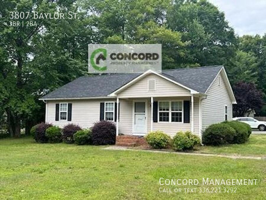 3807 Baylor St in Greensboro, NC - Building Photo