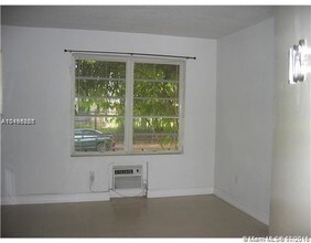 500 14th St-Unit -205 in Miami Beach, FL - Building Photo - Building Photo