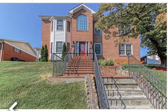 6532 Eastern Ave NE, Unit #2 Basement Unit
