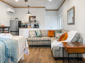 4421 Luke Ave in Destin, FL - Building Photo