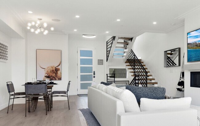 33871 Calle La Primavera in Dana Point, CA - Building Photo - Building Photo
