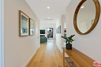 3632 Beverly Ridge Dr in Los Angeles, CA - Building Photo - Building Photo