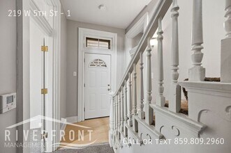 219 W 5th St in Covington, KY - Building Photo - Building Photo