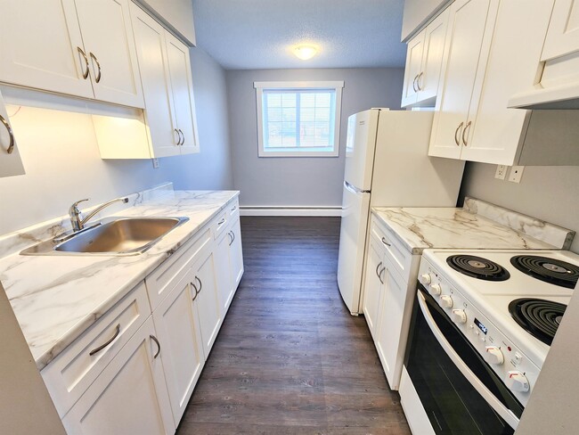 property at 4621 Veterans Way