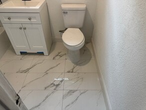 2960 NW 187th St in Miami Gardens, FL - Building Photo - Building Photo