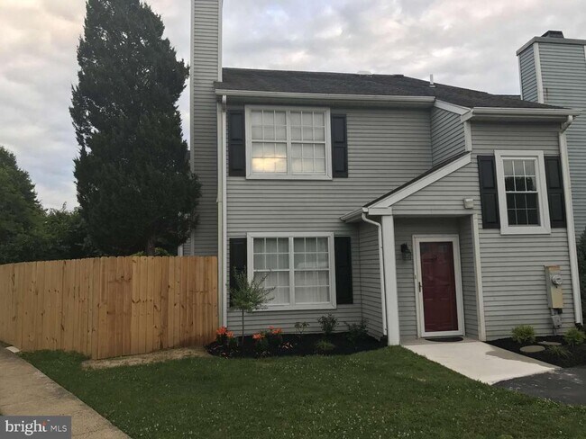property at 31 Bark Hollow Ln