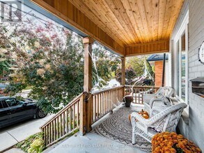 458 Dundurn St S in Hamilton, ON - Building Photo - Building Photo