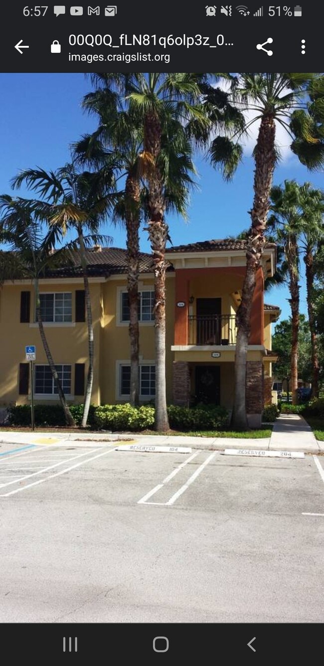property at 985 NE 33rd Ter
