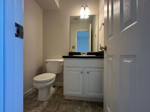1015 Blake Ct in Forest, VA - Building Photo - Building Photo
