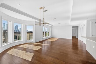 100 Eton Row in Weehawken, NJ - Building Photo - Building Photo