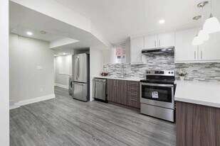 3269 Respond Rd in Mississauga, ON - Building Photo