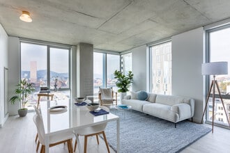 5 MLK in Portland, OR - Building Photo - Interior Photo