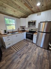 1919 Scotts Hill Loop Rd in Wilmington, NC - Building Photo - Building Photo