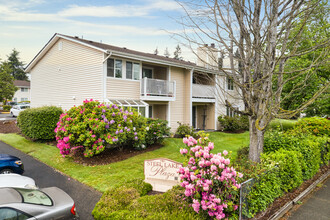 Steel Lake Plaza in Federal Way, WA - Foto de edificio - Building Photo