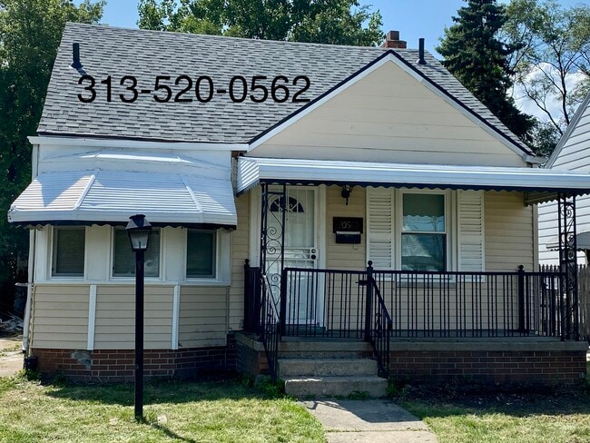 20567 Waltham St in Detroit, MI - Building Photo - Building Photo