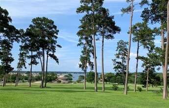 1414 April Villa W, Unit D in Montgomery, TX - Foto de edificio - Building Photo