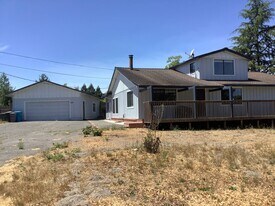 4300 Blank Rd in Sebastopol, CA - Building Photo