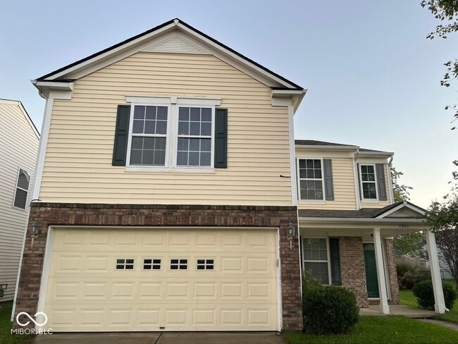 property at 1305 Central Park Dr
