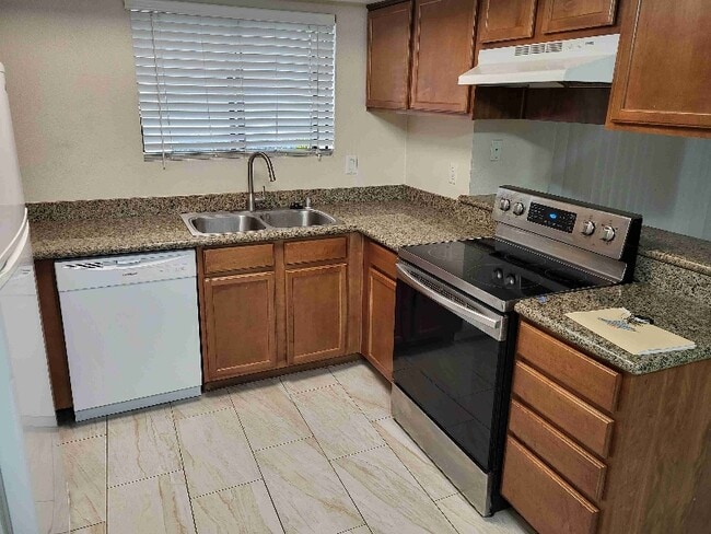 property at 7200 W Pirates Cove Rd
