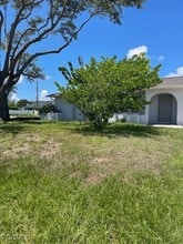 2710 SW 4th Ave in Cape Coral, FL - Building Photo - Building Photo