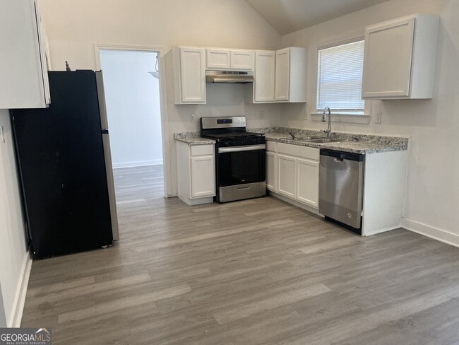 2761 Rambling Way in Lithonia, GA - Building Photo - Building Photo