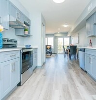 Ravelston Townhomes in Winnipeg, MB - Building Photo